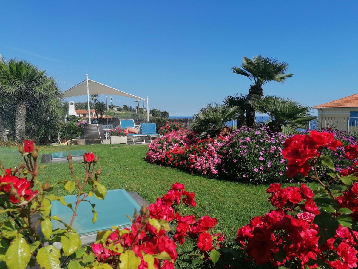Apartament Chez Luì Imperia Zewnętrze zdjęcie