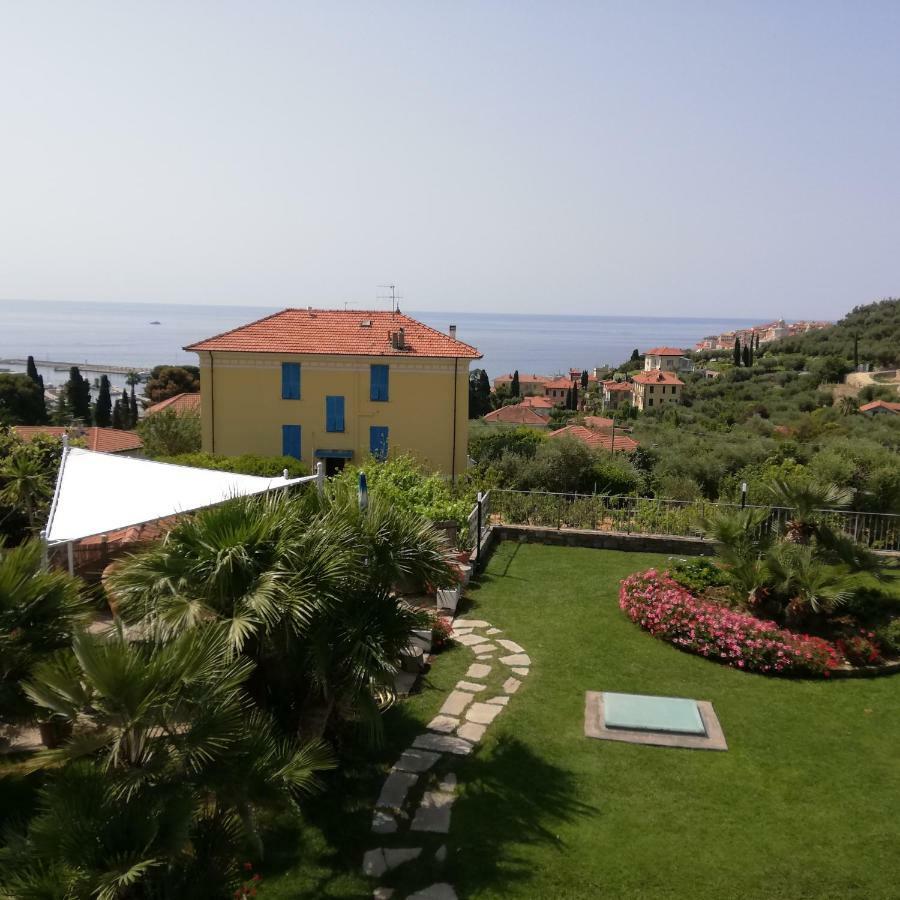 Apartament Chez Luì Imperia Zewnętrze zdjęcie